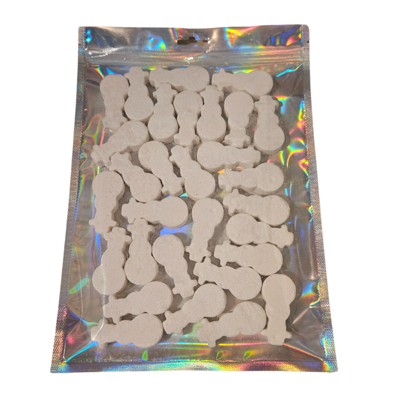 30 x White Snowman Mini Fizzers Bath Bubble & Beyond 11g